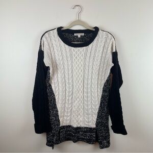 🔹R&J Romeo & Juliet Couture Women’s Small Color Block Long Knit Sweater